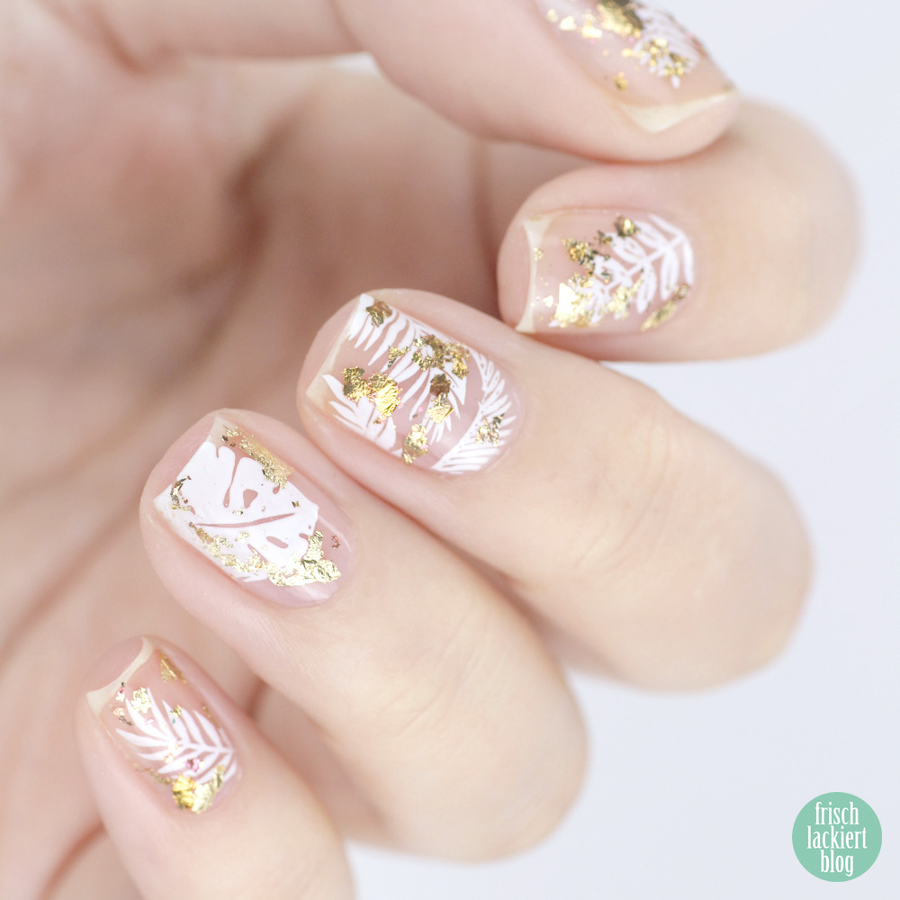 Frischlackiert-Challenge – Weiß und Gold Nailart – Cut Out Sytle – by frischlackiert