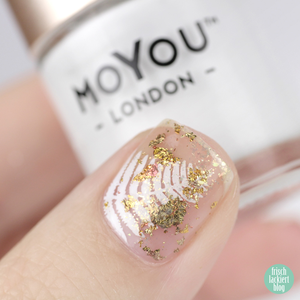 Frischlackiert-Challenge – Weiß und Gold Nailart – Cut Out Sytle – by frischlackiert