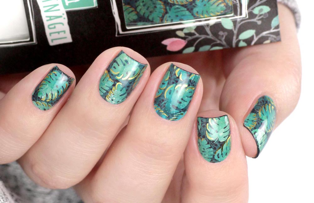 Sticker Gigant Adventskalender 2018 – Nailart Nagelsticker – Monsteragarten – Nageldesign in Grün und Gold – by frischlackiert