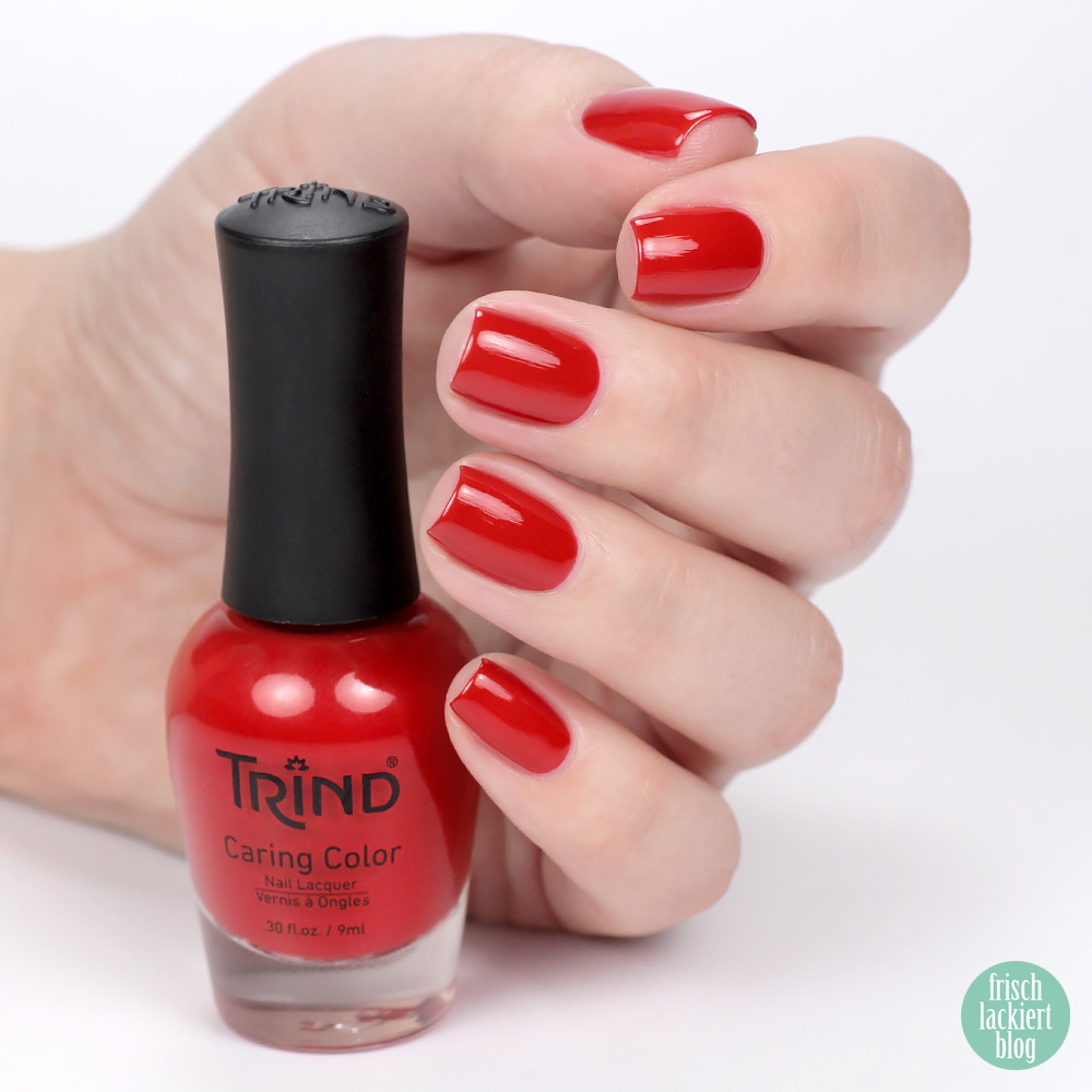 Trind Via dell' Amore – roter Nagellack – Cinque Terre Charm Kollektion – Swatch by frischlackiert