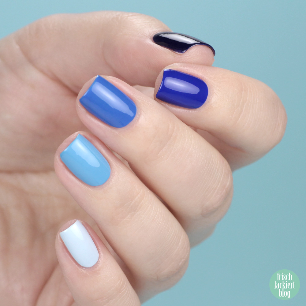 Frischlackiert-Challenge Holo-Mania – Holo Powder Stamping Nailart – blue Nailpolish – by frischlackiert