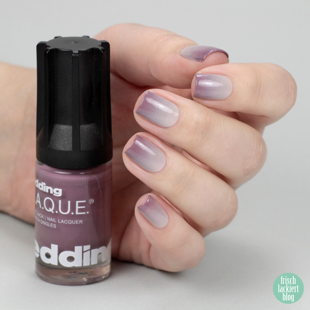 Frischlackiert-Challenge Gradient Nailart mit Blumen Stamping Weiß Flieder – by frischlackiert