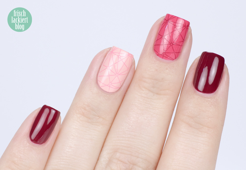 Frischlackiert-Challenge Doppelstamping Nailart mit grafischen Blumen – by frischlackiert