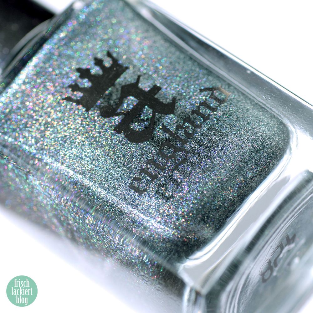 A-England Manderey – petrol holo nagellack – holographic nailpolish – swatch by frischlackiert