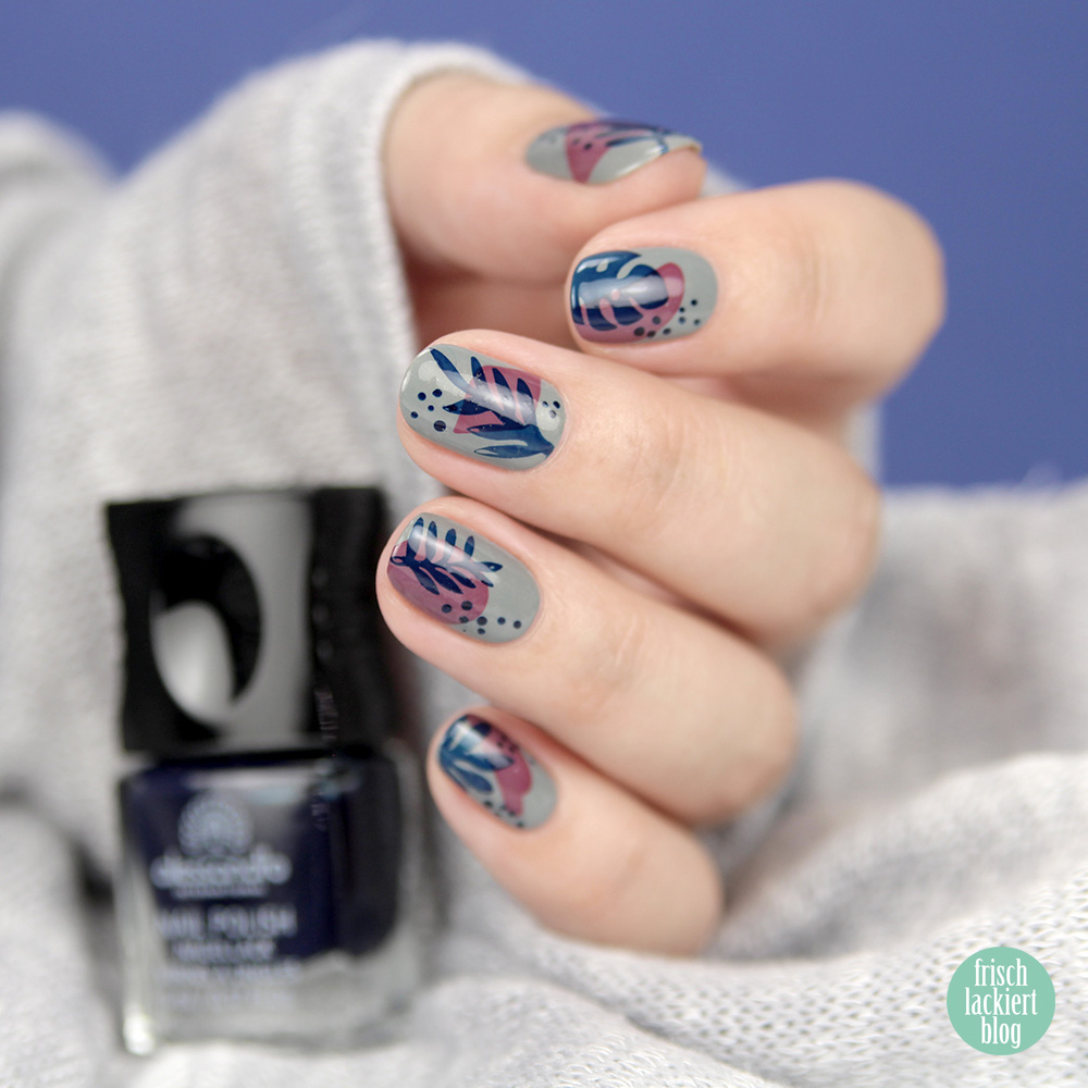 Sommerliches Doppelstamping Nailart mit MoYou Summer Lovin Collection 02 – Grau Rot Blau – by frischlackiert