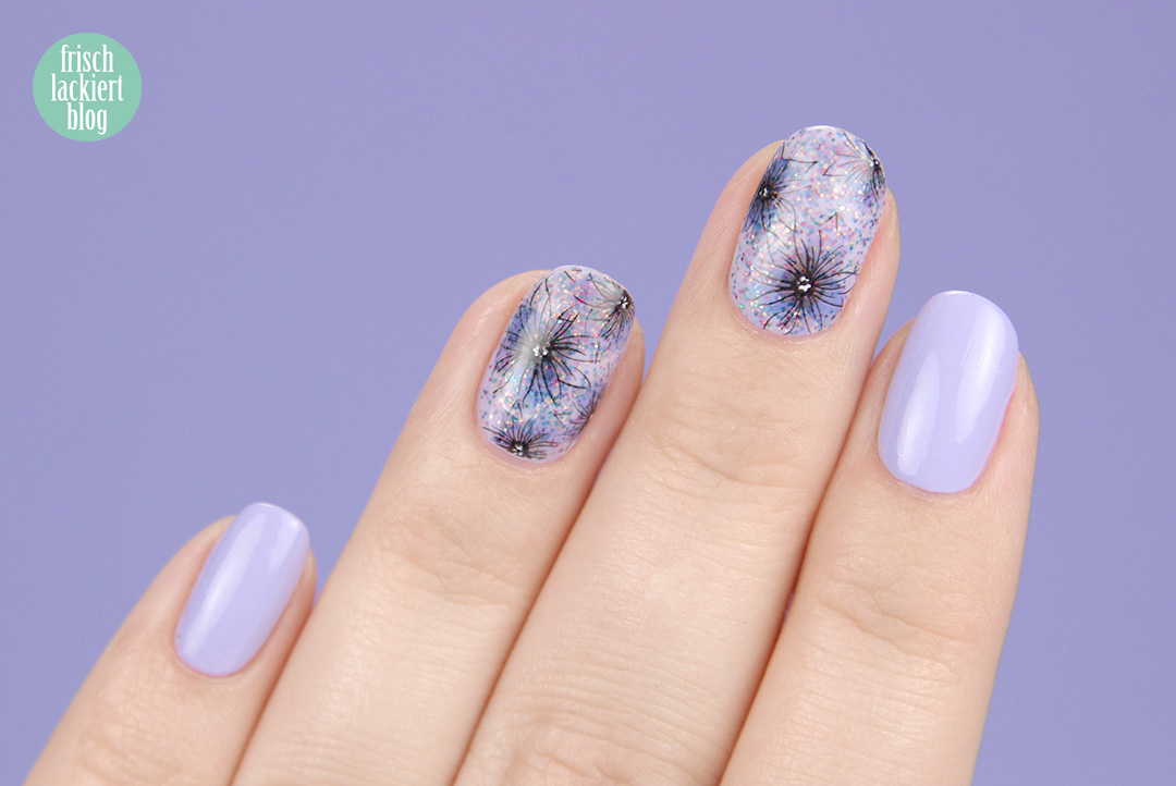 Dreamy Ink Floral Nail Stickers von So Nailicious – Blumen Nailart mit Glitzer Flieder – by frischlackiert