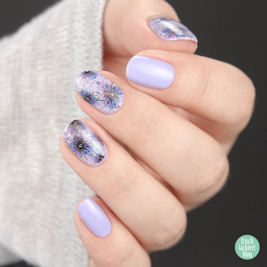 Dreamy Ink Floral Nail Stickers von So Nailicious – Blumen Nailart mit Glitzer Flieder – by frischlackiert