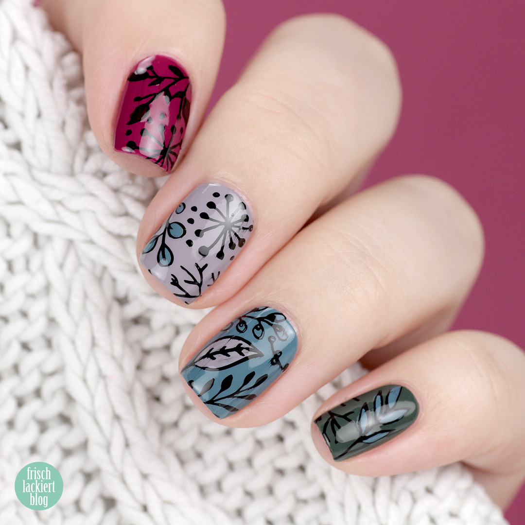 YpsLackiertChallenge – Herbststimmung Stamping Nailart – fall nails – flower stamping – by frischlackiert
