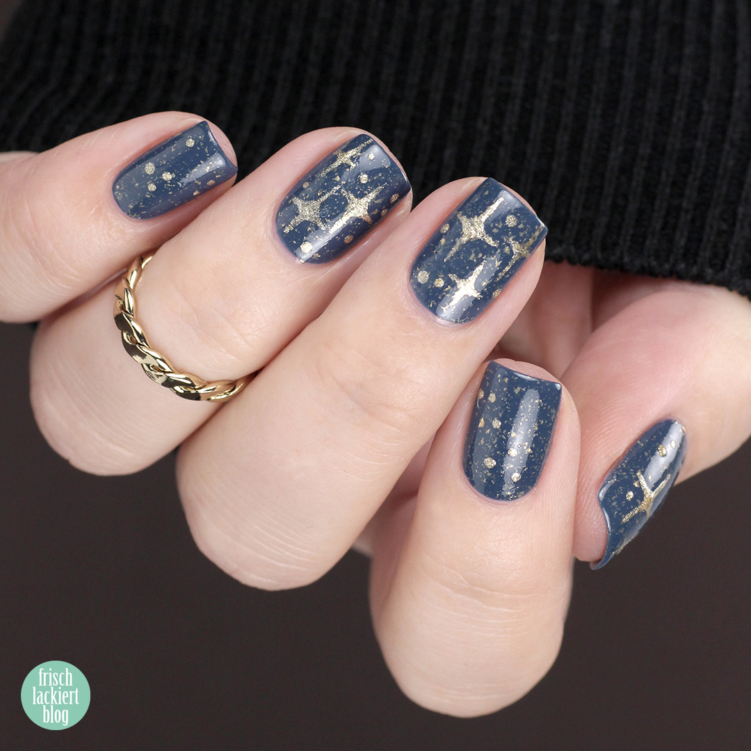YpslackiertChallenge _ Sternenglanz Nailart – golden stars – by frischlackiert