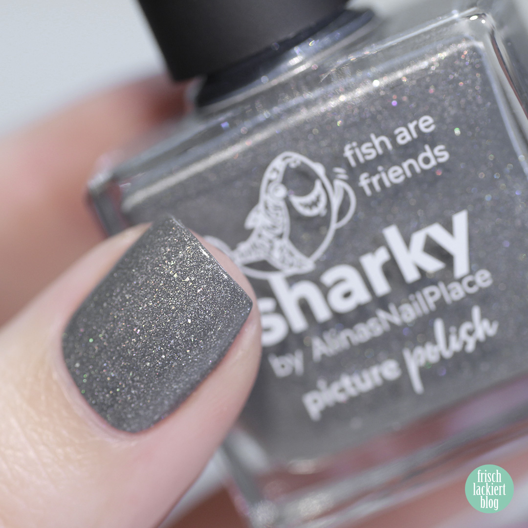 Picture Polish sharky – swatch by frischlackiert