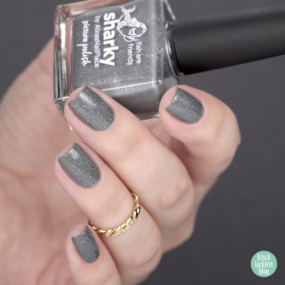 Picture Polish sharky – swatch by frischlackiert