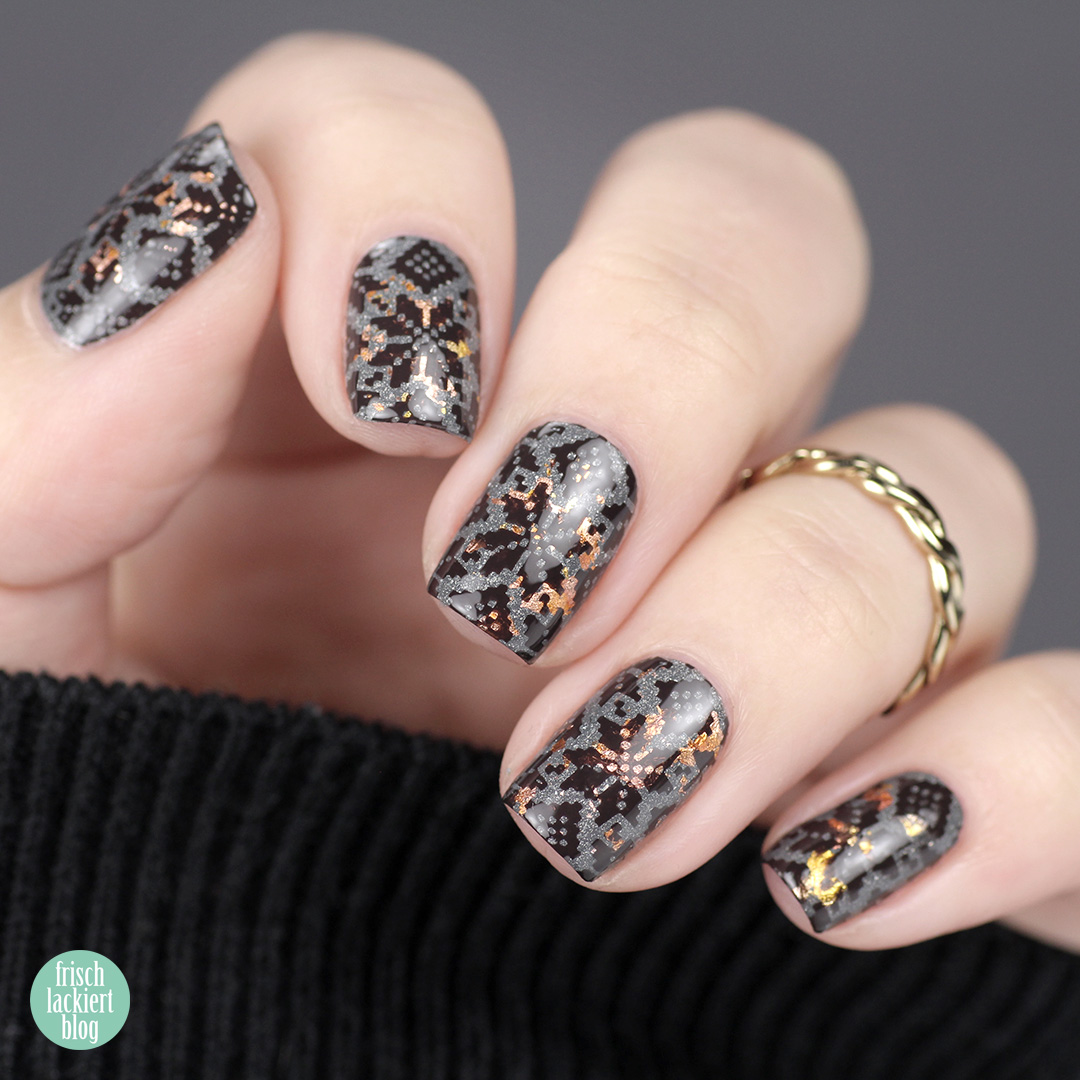 YpsLackiertChallenge – Cozy Nailart – Pullover Nails – by frischlackiert