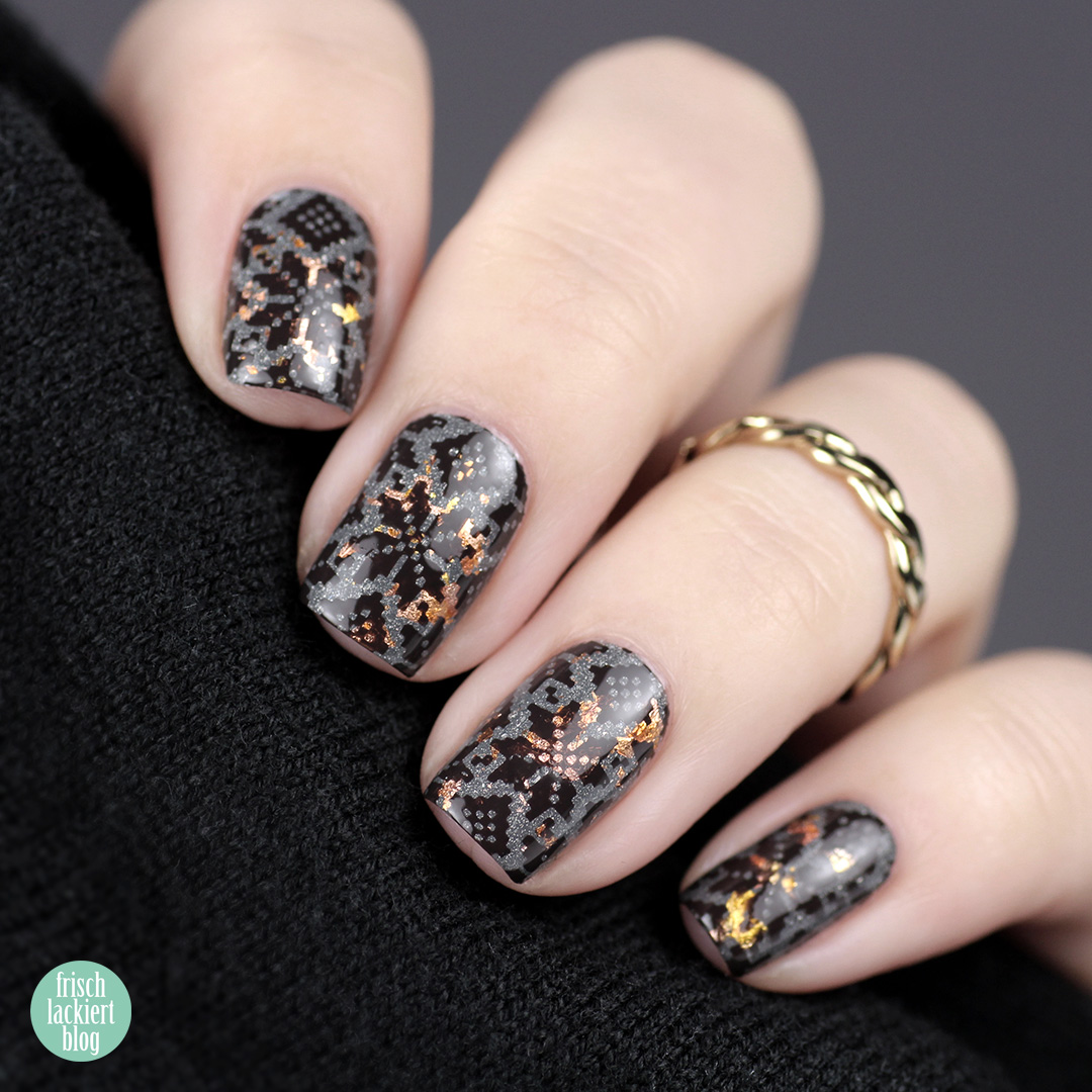 YpsLackiertChallenge – Cozy Nailart – Pullover Nails – by frischlackiert