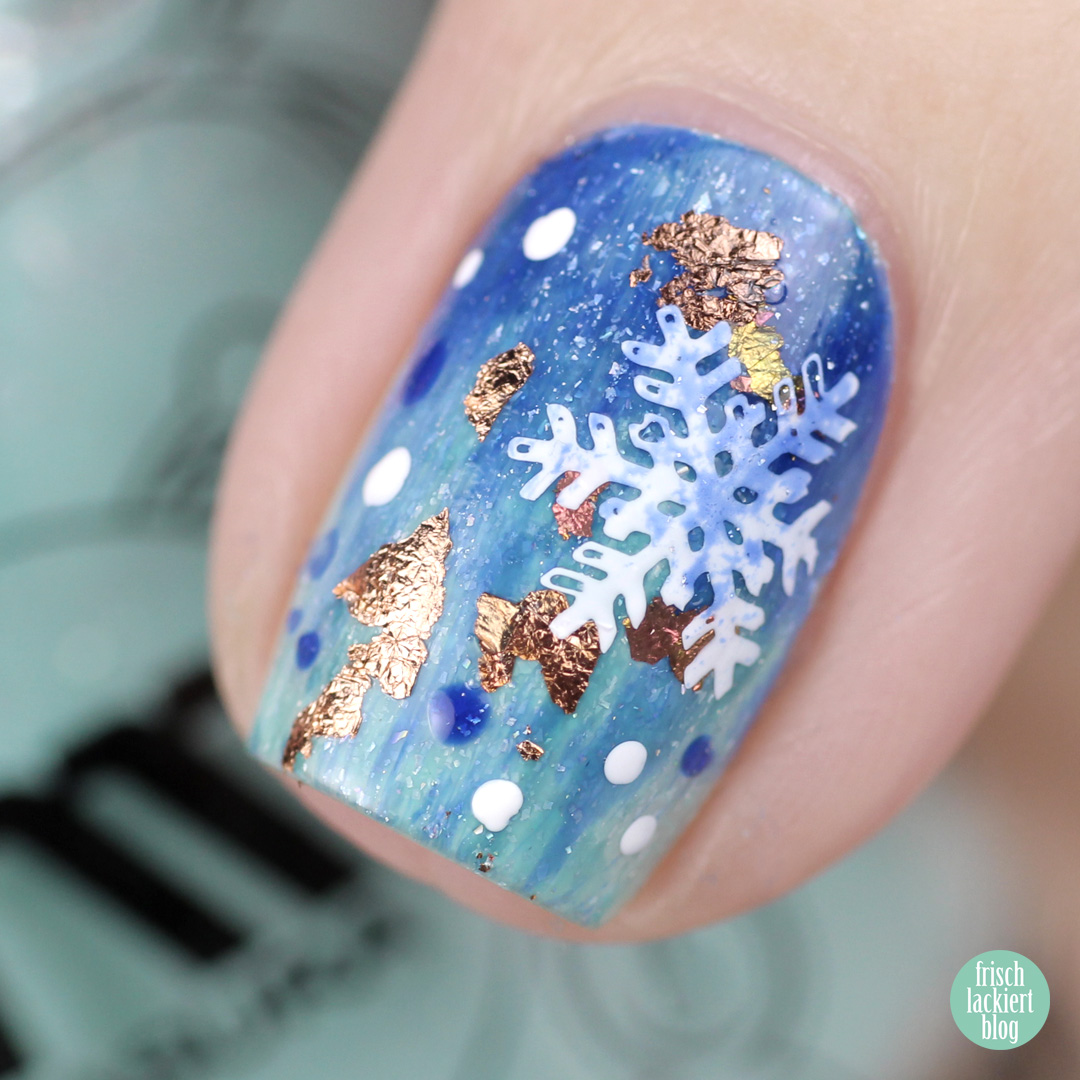 Snowflake Nailart mit Masura – by frischlackiert