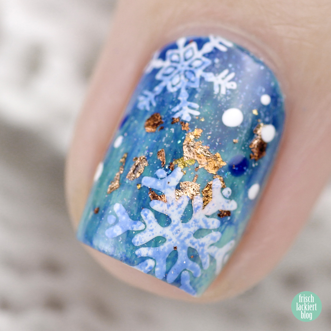 Snowflake Nailart mit Masura – by frischlackiert
