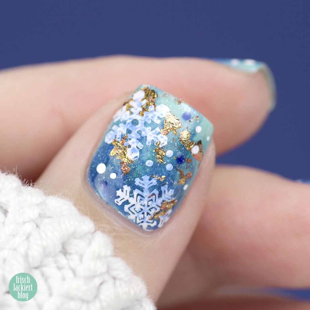 Snowflake Nailart mit Masura – by frischlackiert