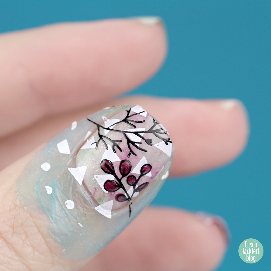 Nailart Challenge – Spring Nailart Flower Stamper Marble Nails - by frischlackiert