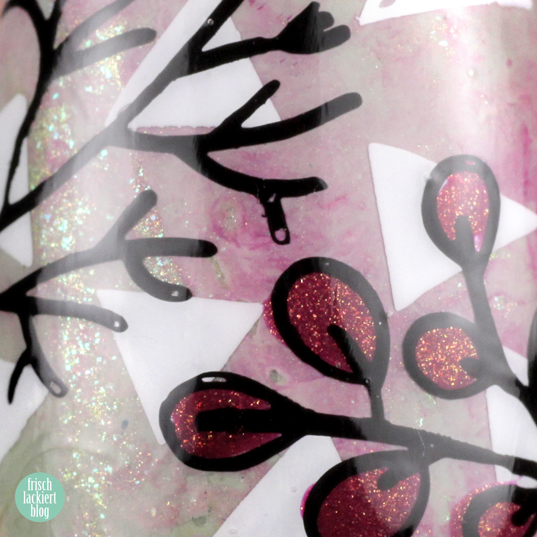 Nailart Challenge – Spring Nailart Flower Stamper Marble Nails - by frischlackiert