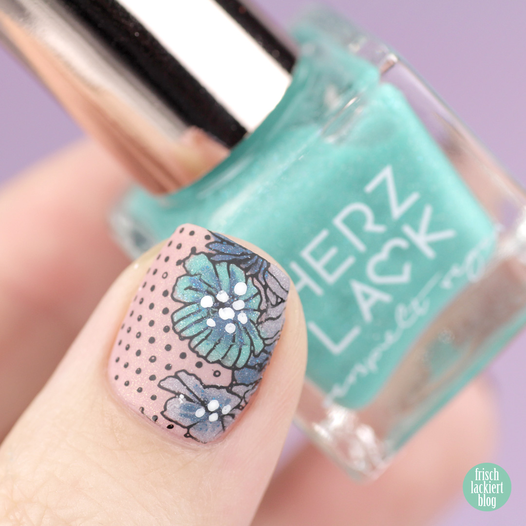 Nailsreloaded Challenge – Reverse Stamping Nail Art spring and flowers – by frischlackiert