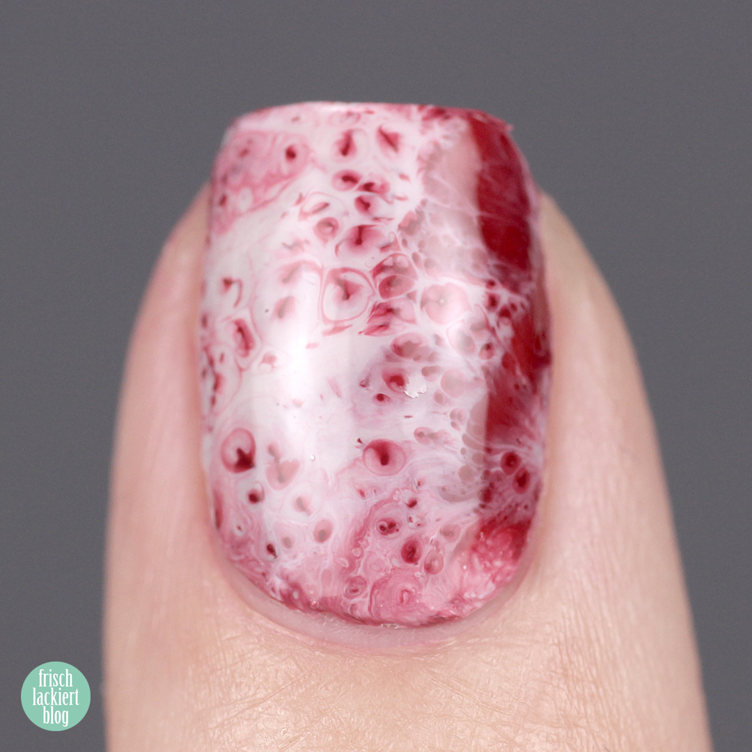 Frischlackiert-Challenge out of pace nails art - fluid nails - planet surface – by frischlackiert