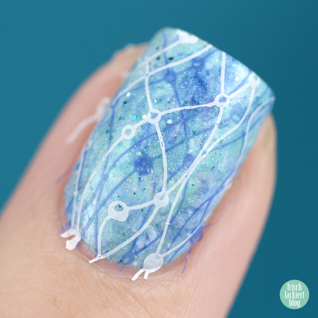 Frischlackiert-Challenge – Stamper Marble Nailart – by frischlackiert