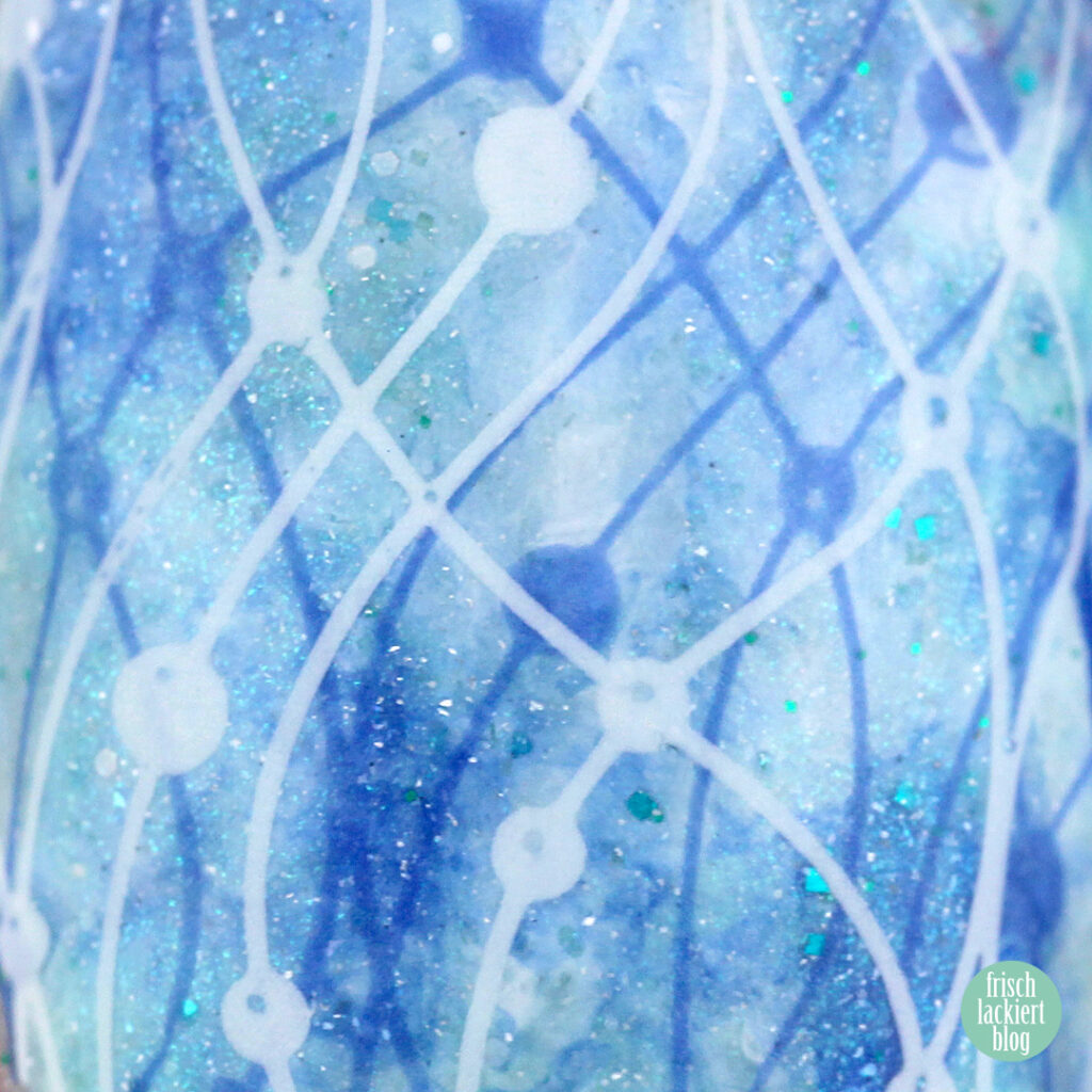 Frischlackiert-Challenge – Stamper Marble Nailart – by frischlackiert