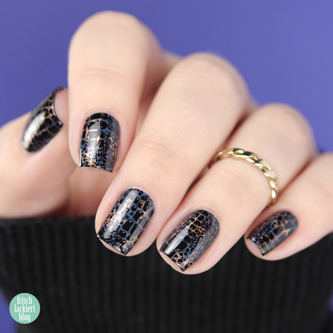 Animal Print Nailart Blue Snake Design – MoYou Pro XL 05 – by frischlackiert