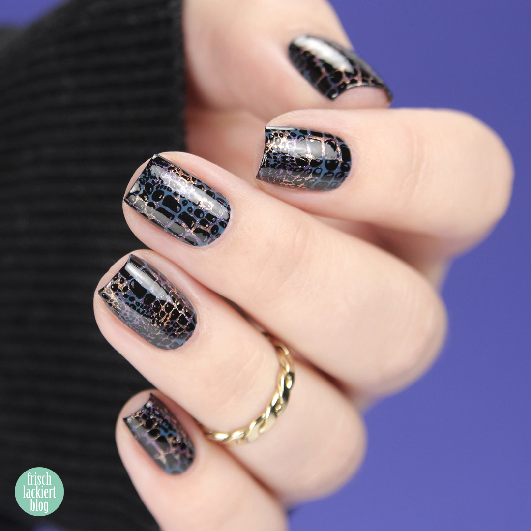 Animal Print Nailart Blue Snake Design – MoYou Pro XL 05 – by frischlackiert