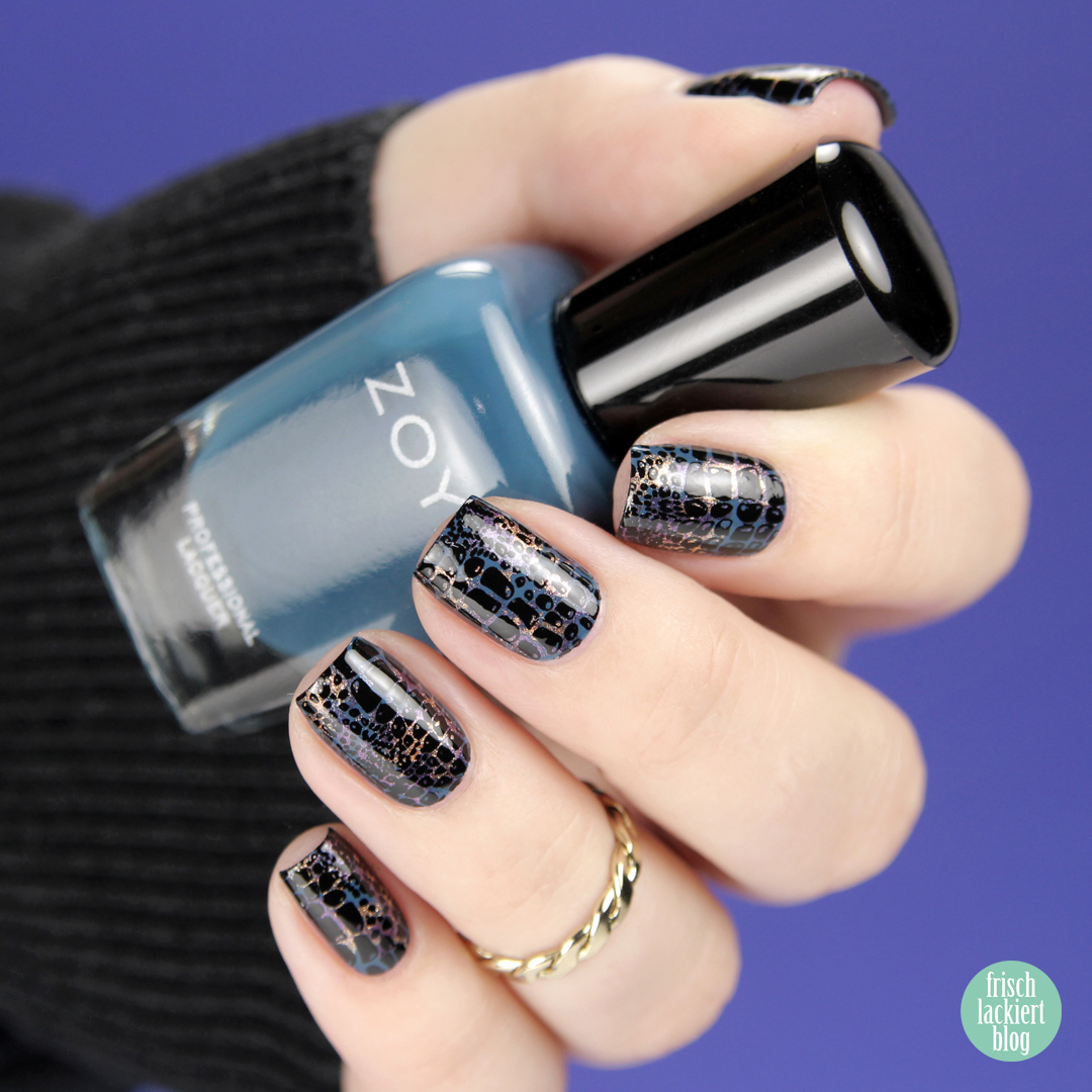 Animal Print Nailart Blue Snake Design – MoYou Pro XL 05 – by frischlackiert
