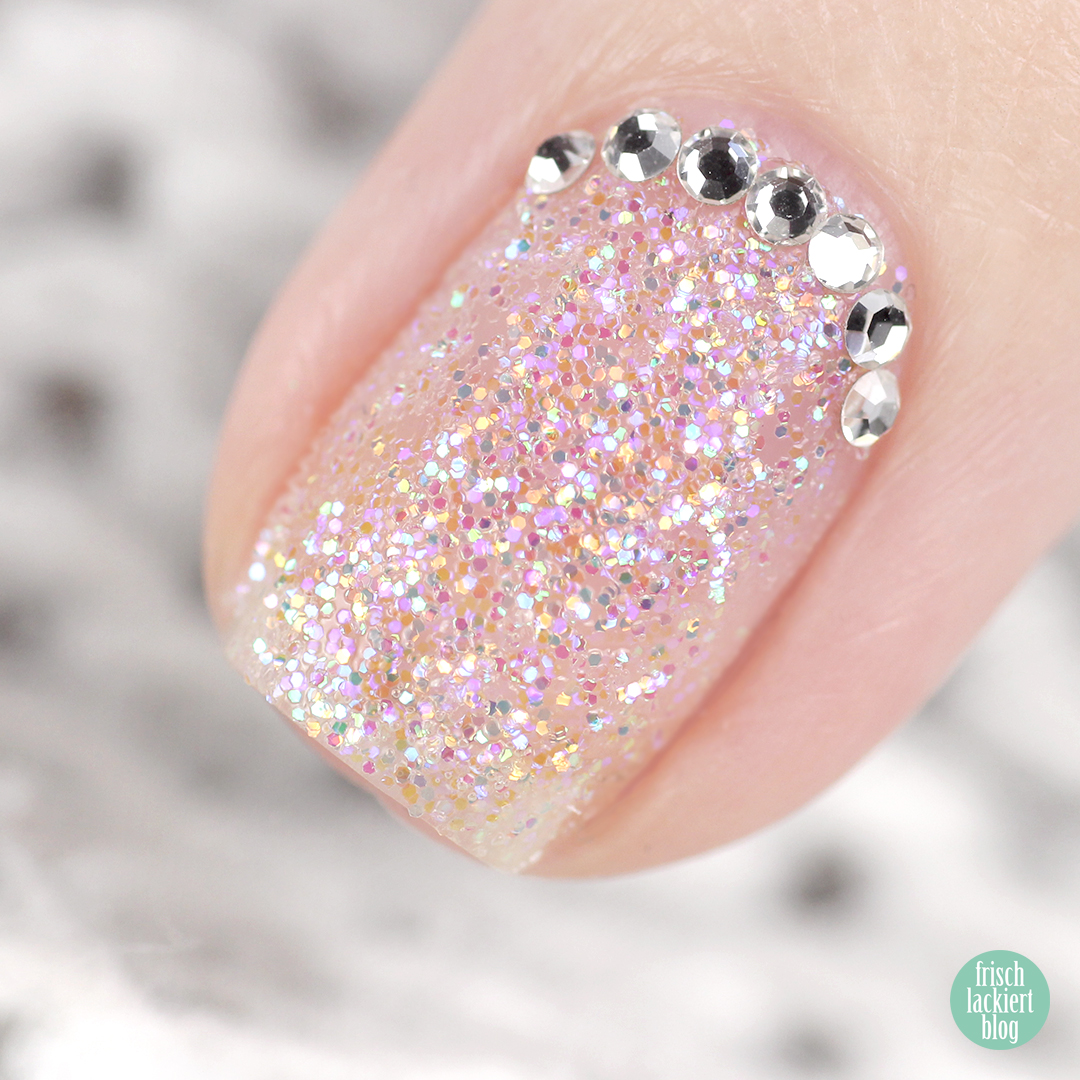YpsLackiertChallenge Glitz & Glam – glitter nails by frischlackiert