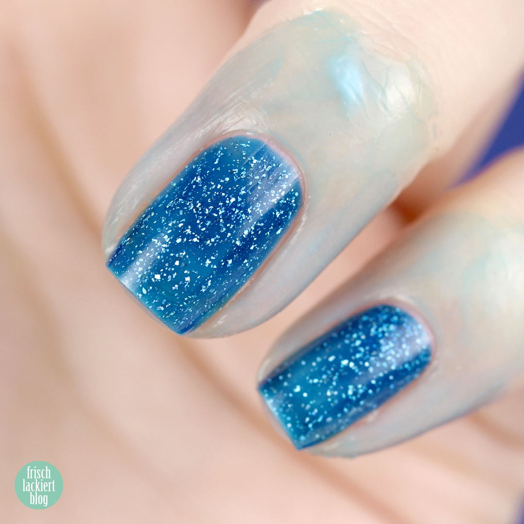 YpsLackiertChallenge – Eiszeit – blue broken ice nail art – by frischlackiert