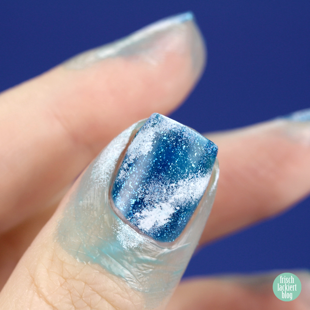 YpsLackiertChallenge – Eiszeit – blue broken ice nail art – by frischlackiert