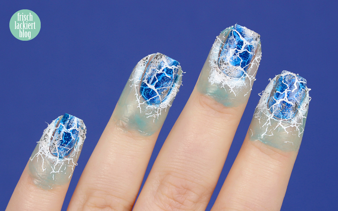 YpsLackiertChallenge – Eiszeit – blue broken ice nail art – by frischlackiert
