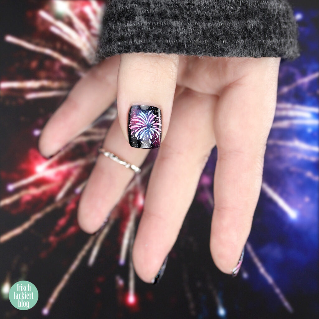 Silvester Feuerwerk Nailart mit Stamping – by frischlackiert
