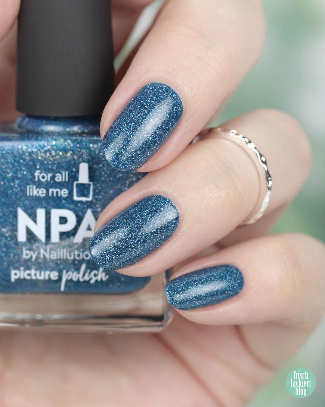 Picture Polish NPA – Nail Polish Swatch by frischlackiert