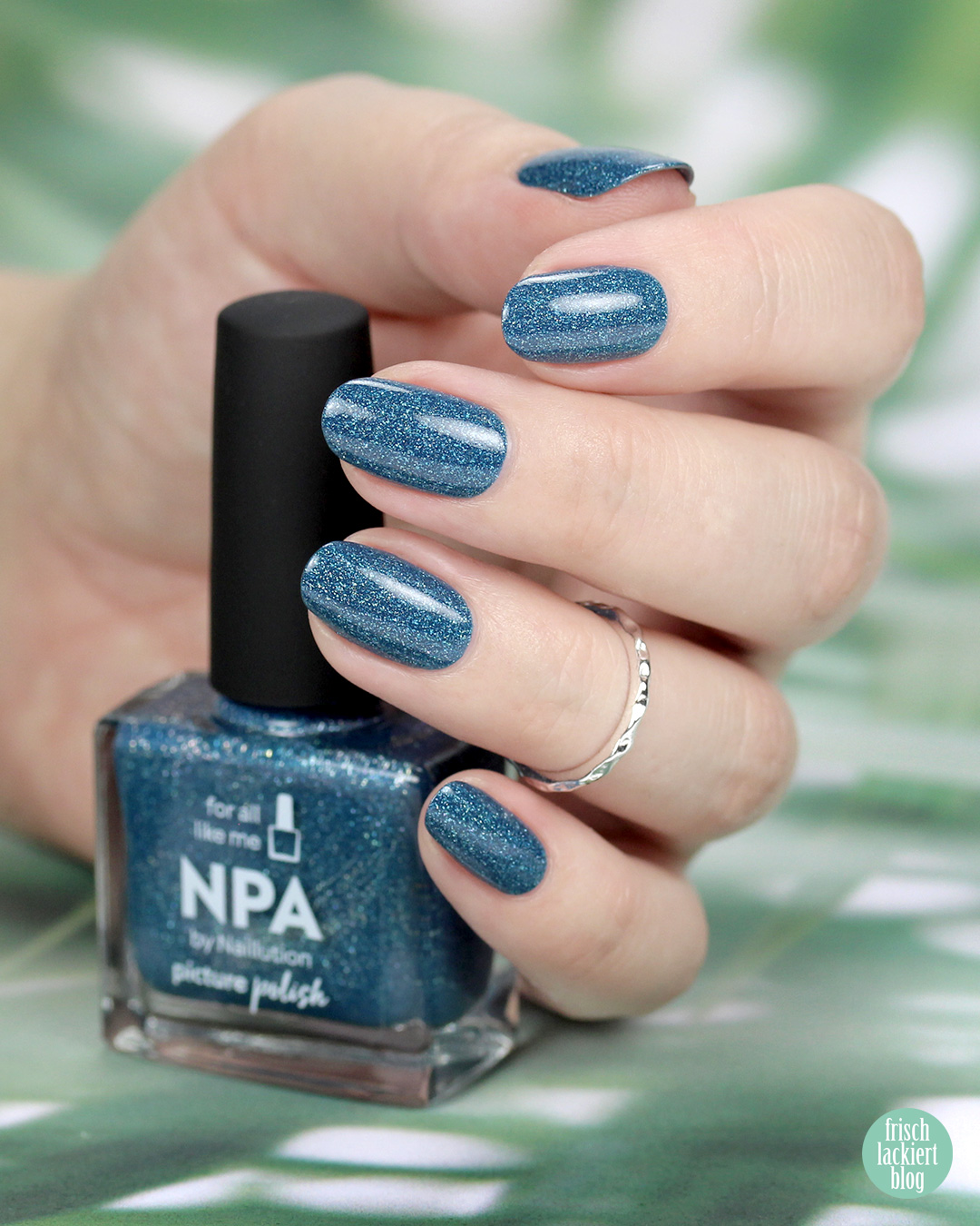 Picture Polish NPA – Nail Polish Swatch by frischlackiert